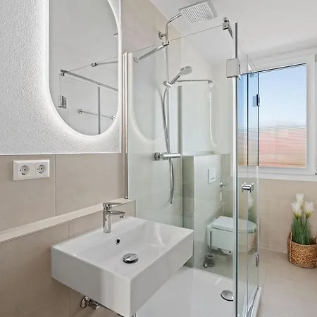 Louises Penthouse Mit Panorama-dachterasse * Фридрихсхафен